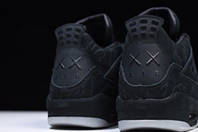 HYPE 001 Air kaws Nike retro black 930155 Jordan 4 0823